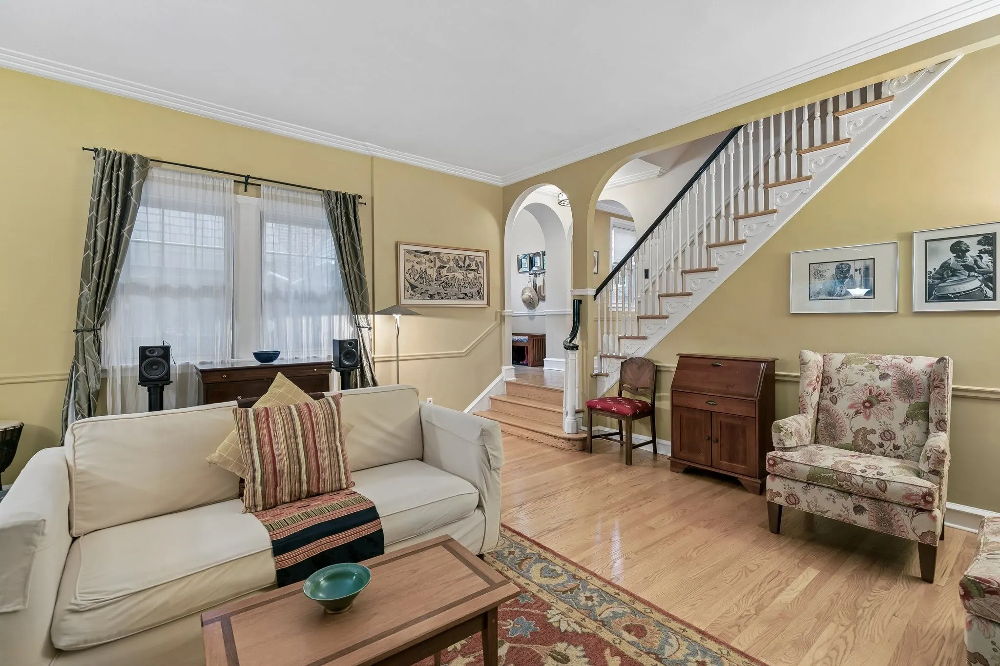 413 E Allens Lane, Philadelphia, PA 19119