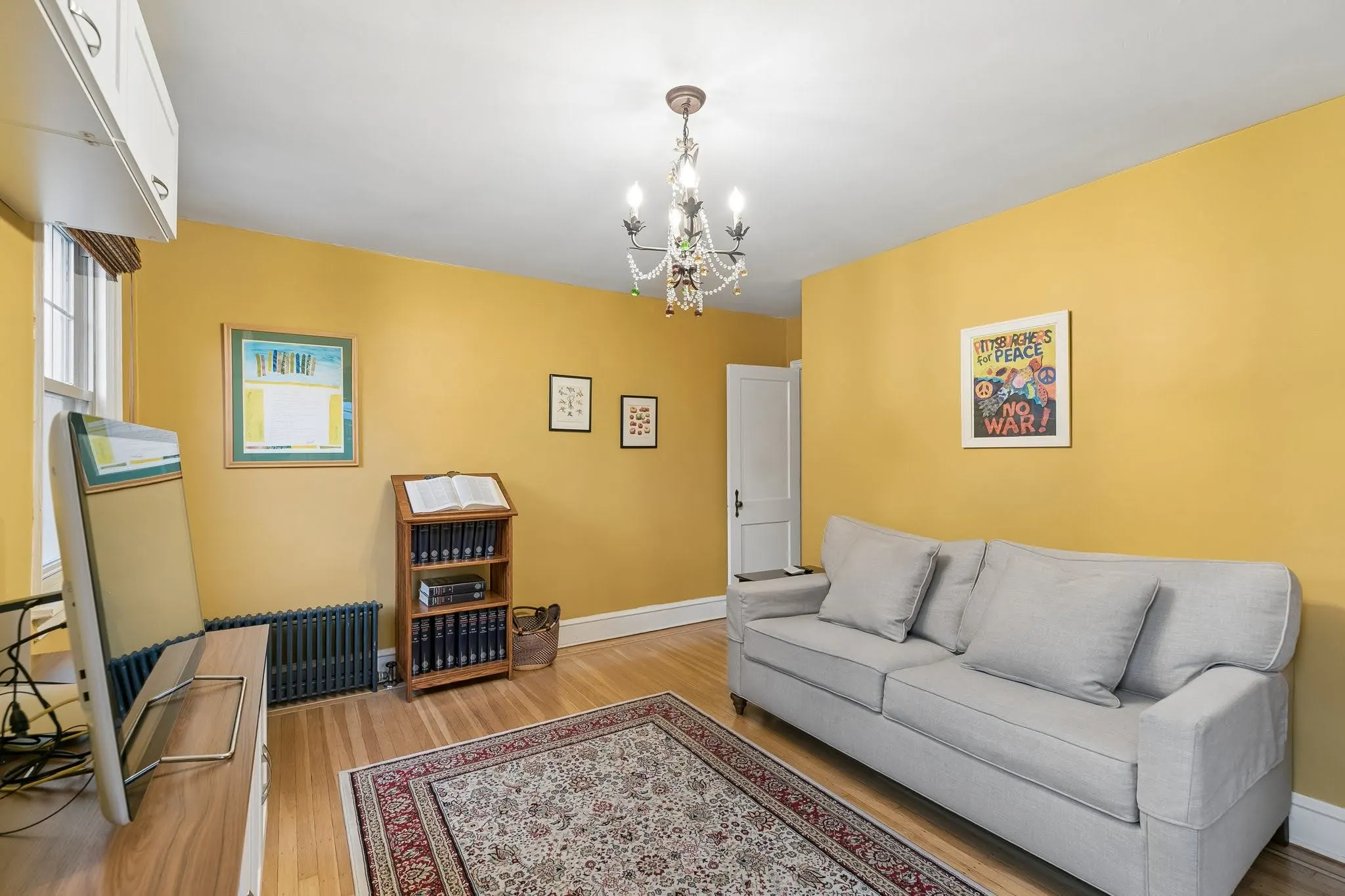 Third bedroom, used as a sitting room