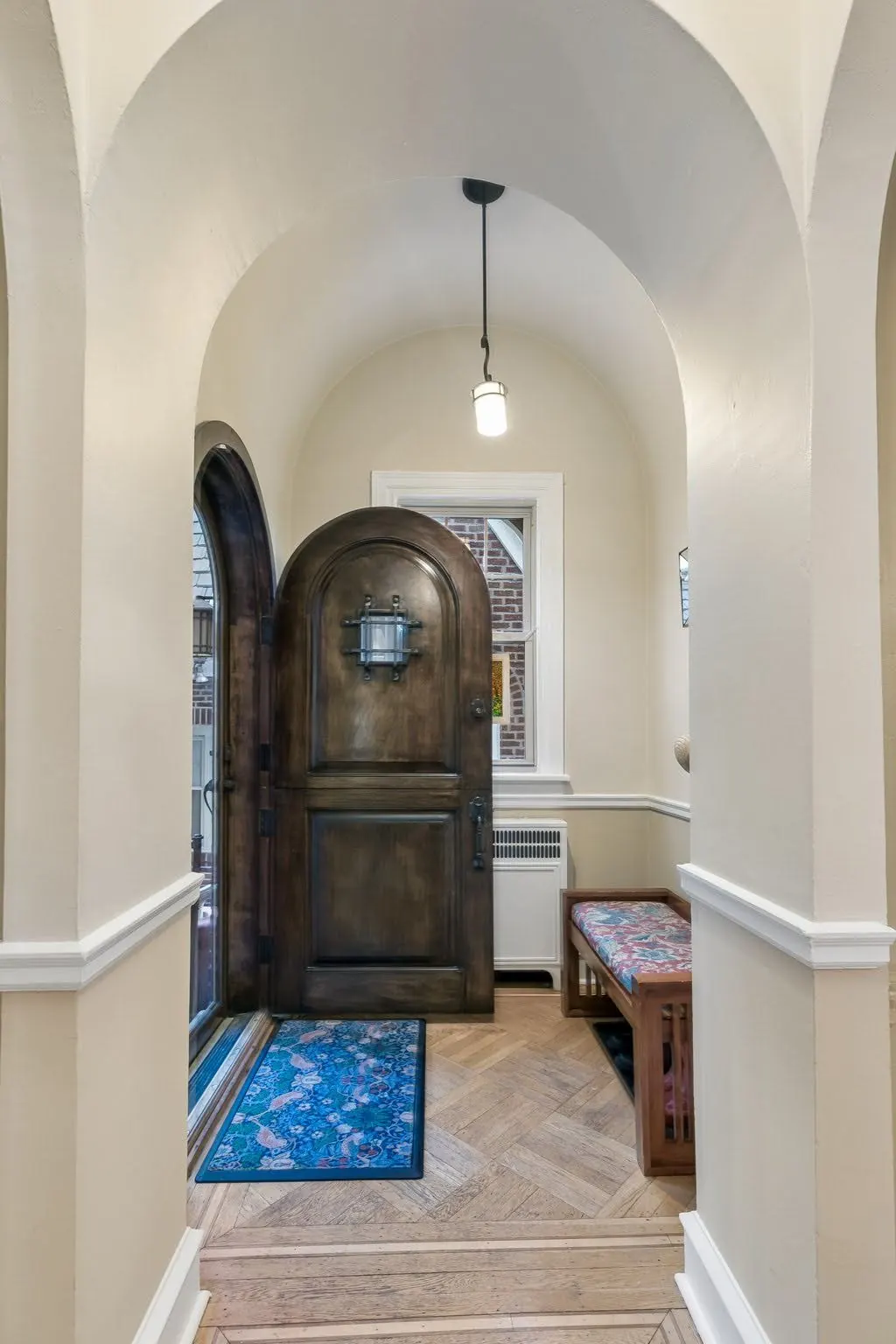 413 E Allens Lane, Philadelphia, PA 19119